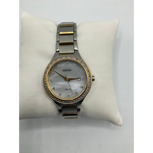 Seiko Solar Women White Mother of Pearl Dial 10ATM, 8mm Watch, Sz 6” - Picture 1 of 9